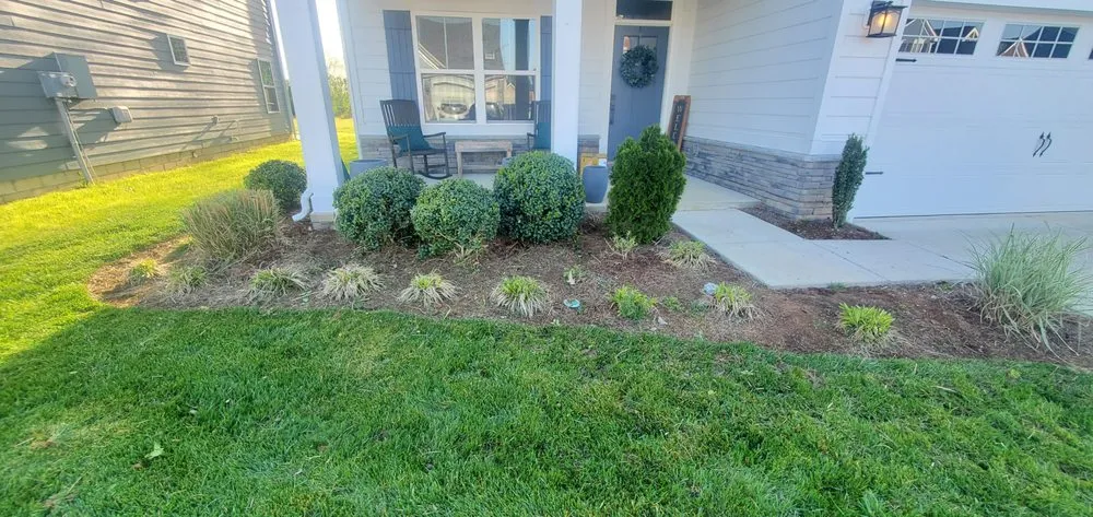 Professional lawn care service experts serving Murfreesboro, TN - ROC Landscaping