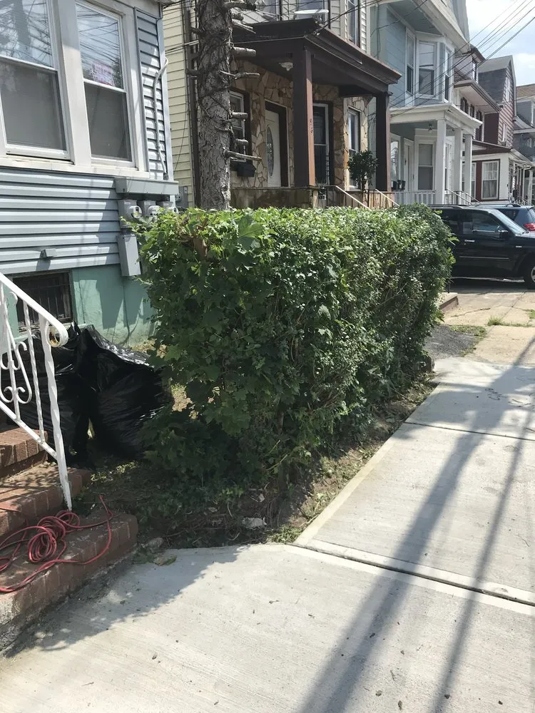 Trusted garden landscaping experts serving Newark, NJ - Roc N Roll Landscaping