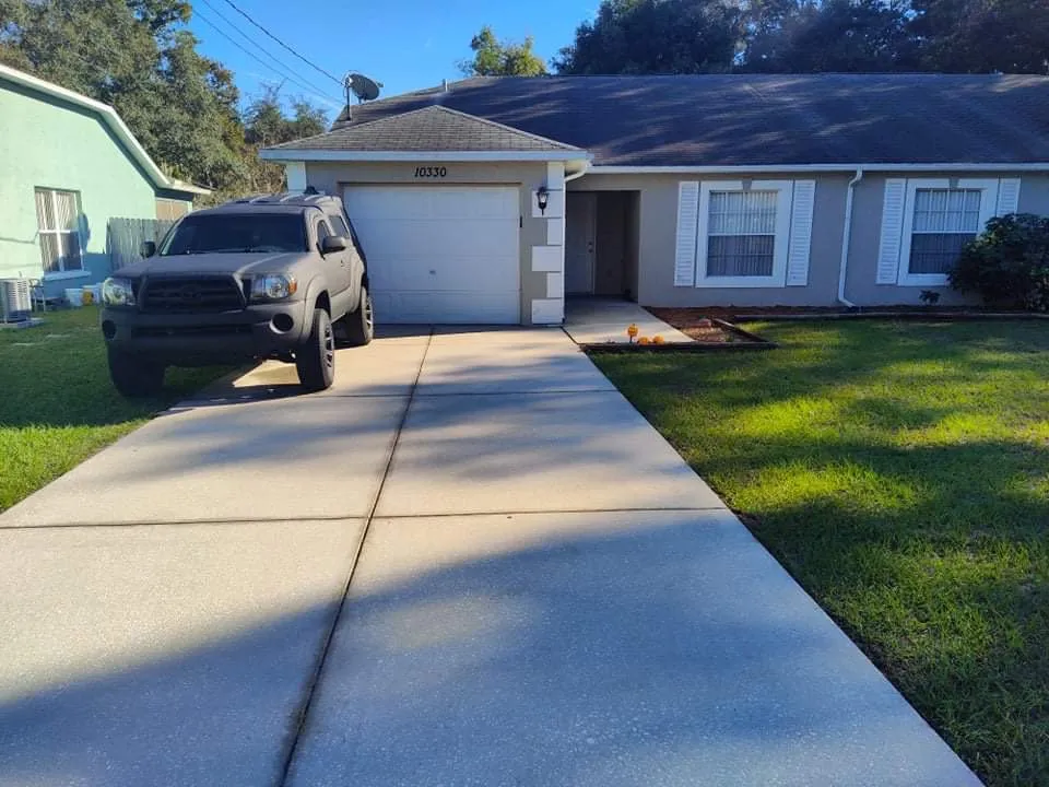 Top-rated lawn mowing service experts serving Port Richey, FL - ROC Property Services