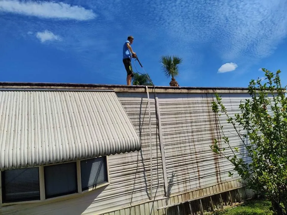 Affordable yard maintenance in Port Richey, FL - ROC Property Services