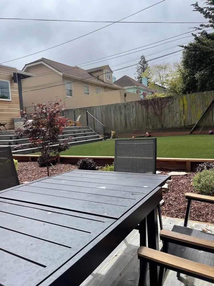 Expert yard maintenance in Berkeley, CA by Roca Fuerte Landscaping