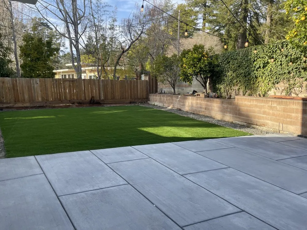 Professional lawn mowing service experts serving Berkeley, CA - Roca Fuerte Landscaping