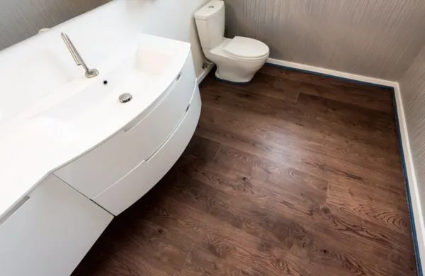 Roca Services General Contractor Logo