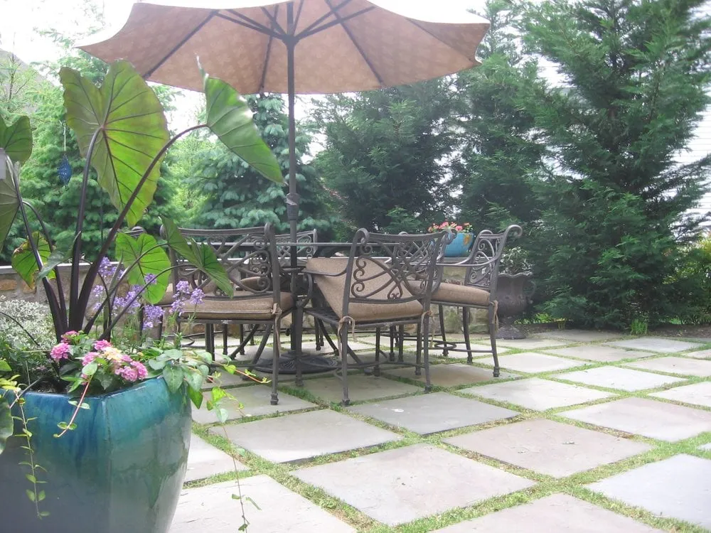 Trusted yard maintenance for year-round maintenance across Huntingdon Valley, PA - Rocco Landscapes