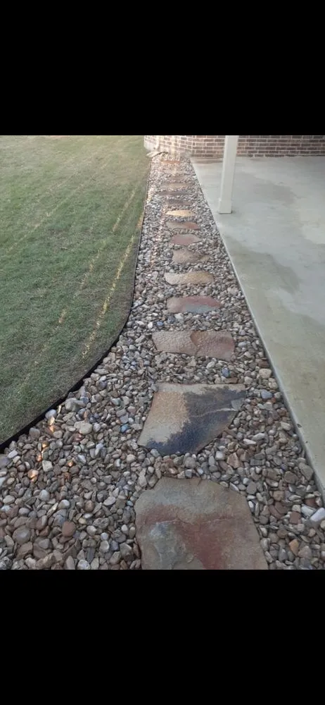 Reliable landscape design in Lewisville, TX by Rocha lawn service