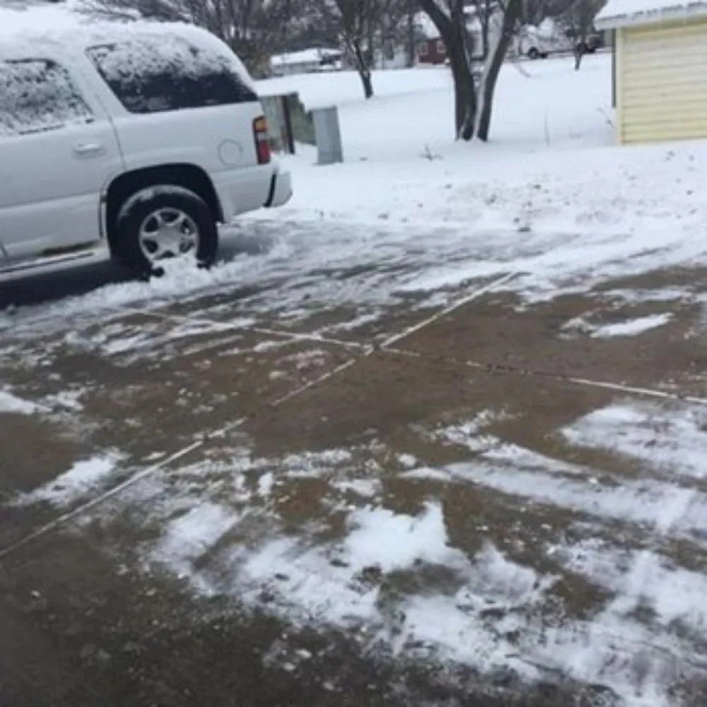 Trusted yard maintenance in Gardner, IL - Rocha's Lawn Service