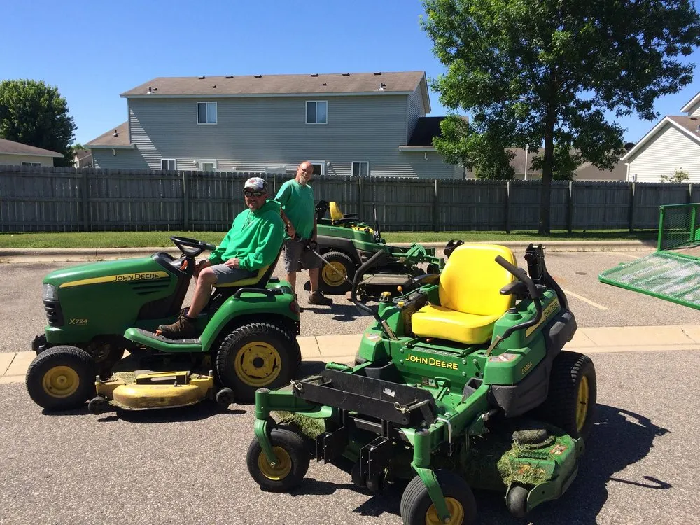 Reliable yard maintenance in Rochester, MN - Rochester Ground Lawn & Snow Services