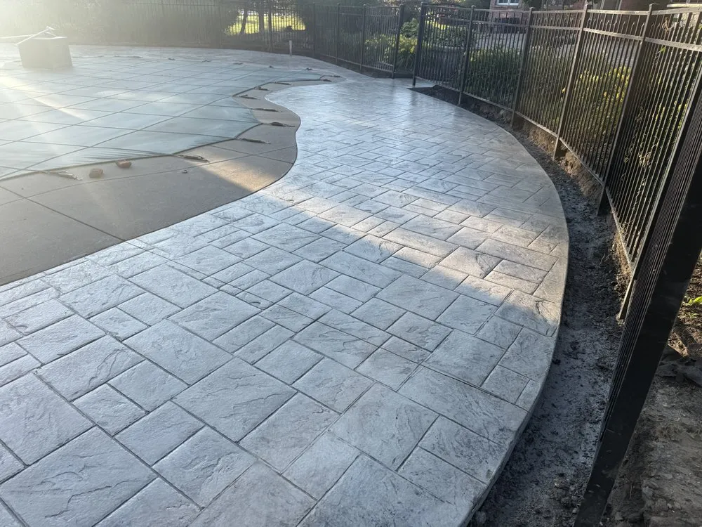 Expert lawn mowing service in Rochester, NY - Rochester Patio And Landscape