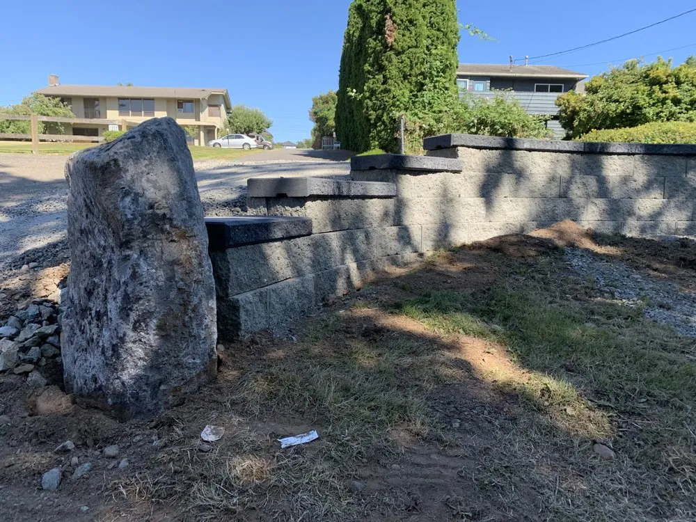 Local landscape installation experts serving Sedro-Woolley, WA - Rock & Dirt Works