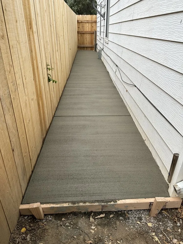 Top-rated lawn care service for homes across Denver, CO - Rock & Mortar Landscaping Concrete