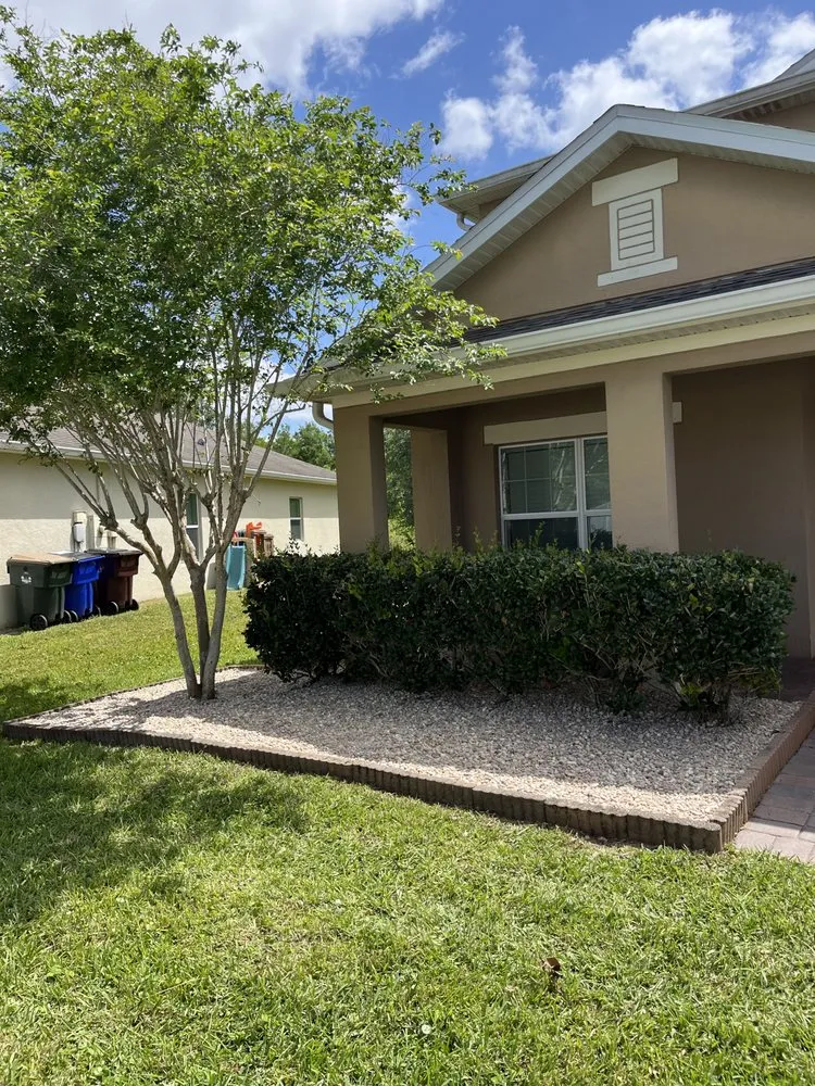 Professional garden landscaping in St. Cloud, FL - Rock & Root Custom Landscaping