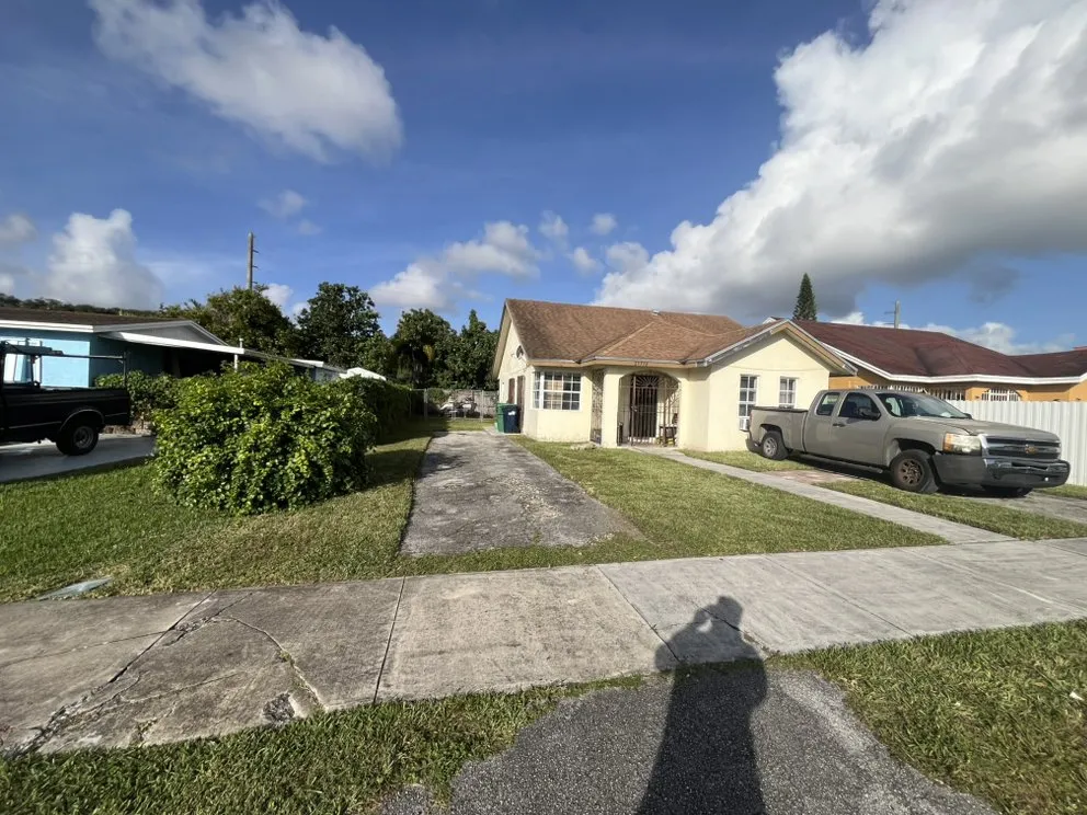 Trusted landscape design for residential properties in Homestead, FL by Rock and Root Landscaping and Excavations