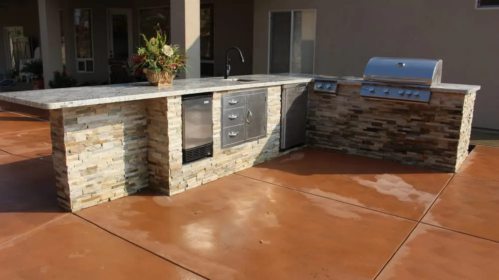 Custom landscape installation for year-round maintenance across Bakersfield, CA - Rock Bottom Pools & Landscape