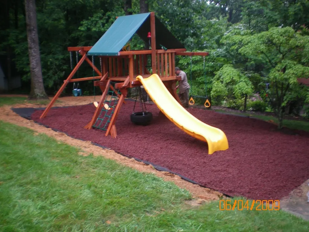 Top-rated garden landscaping for beautiful yards in Roanoke, VA by Rock Creek Mulch & Nursery
