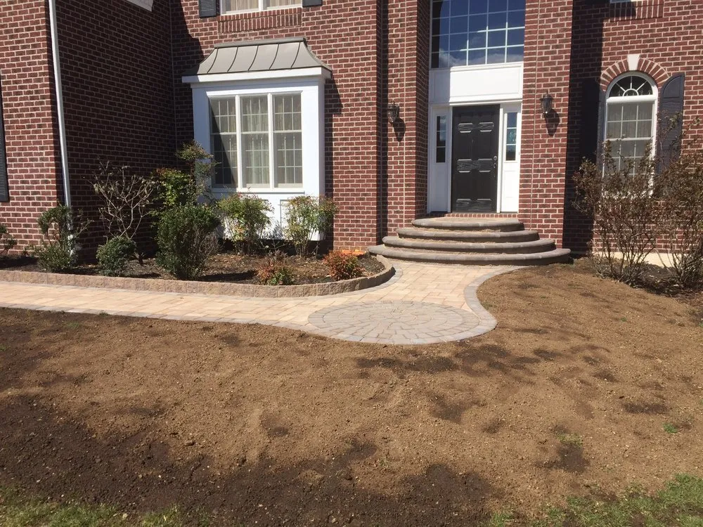 Reliable lawn care service for homes in Newark, DE by Rock Diamond Paving