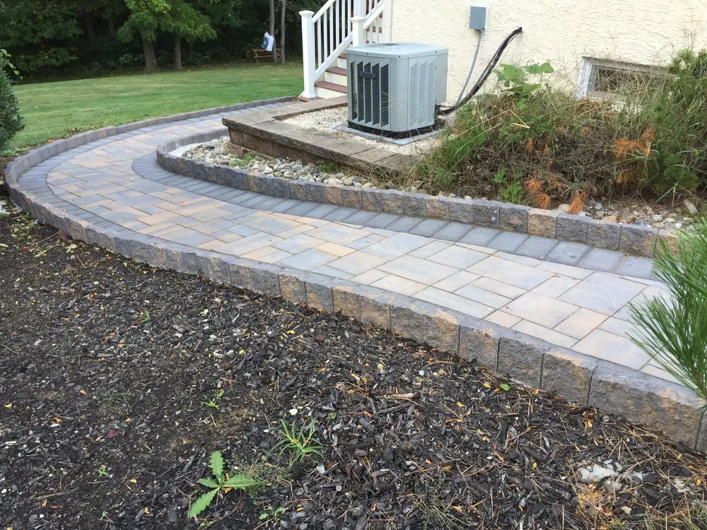 Reliable lawn mowing service for year-round maintenance across Newark, DE - Rock Diamond Paving