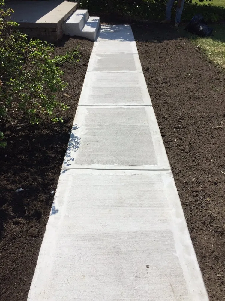 Trusted landscape design for year-round maintenance in Newark, DE by Rock Diamond Paving