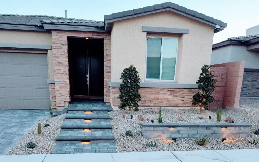 Local yard maintenance in Phoenix, AZ - Rock N Block- Turf N Hardscapes