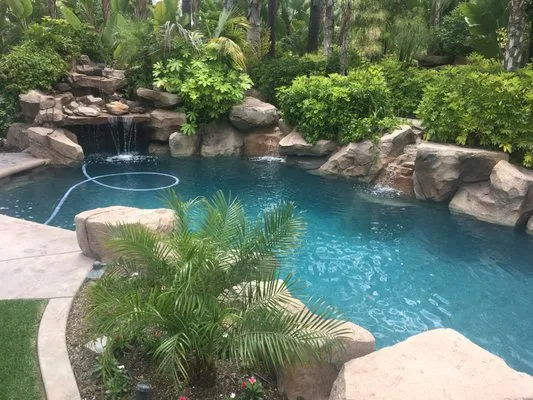 Rock of Ages Landscapes and Pools Logo