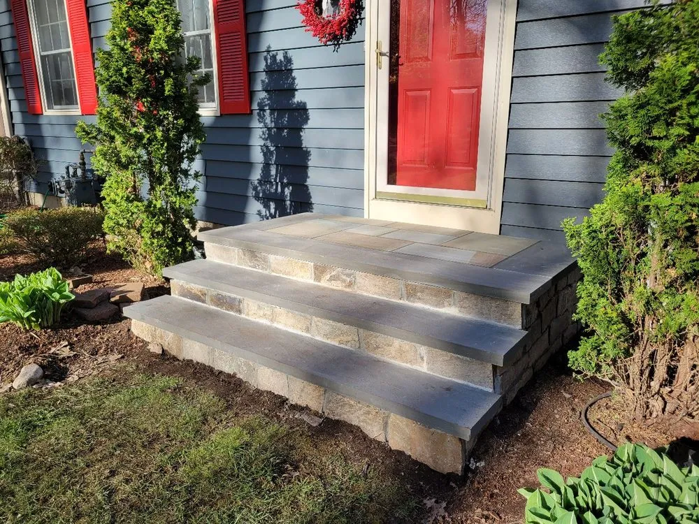 Expert garden landscaping in Nashua, NH - Rock-Pebble-Shears