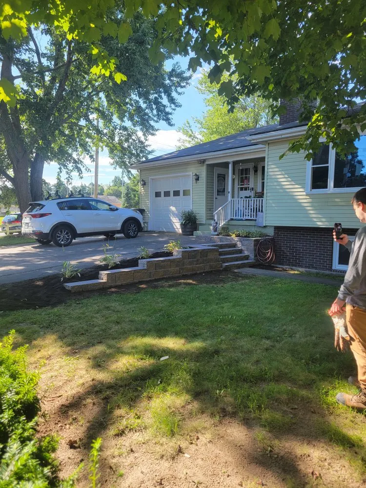 Local yard cleanup service for homes across Nashua, NH - Rock-Pebble-Shears