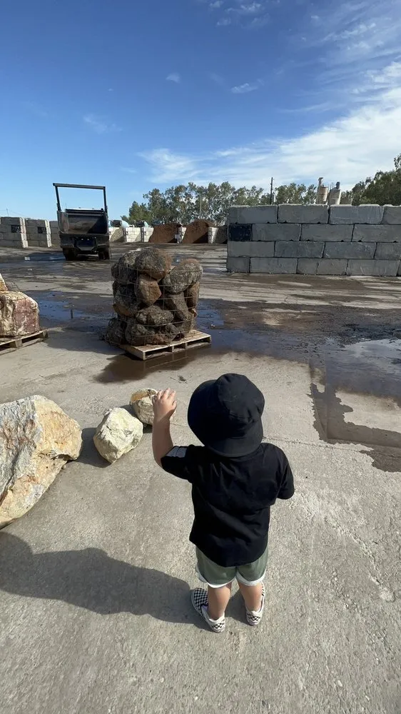 Reliable yard cleanup service in Lincoln, CA by Rock Pros Landscape Supply