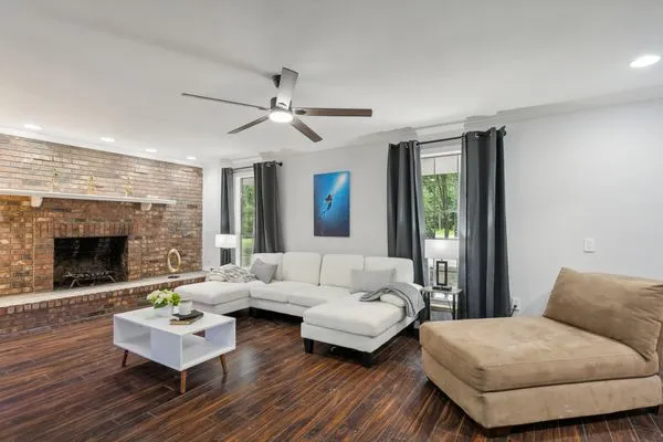 Rock Solid Construction Logo