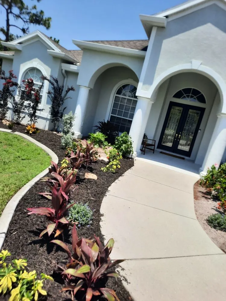 Custom outdoor landscaping experts serving Palmetto, FL - Rock Solid Excavating and Sandstone Design