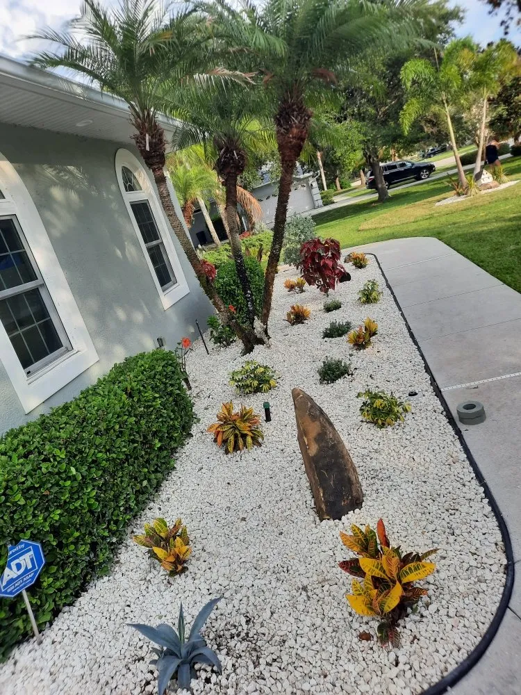Professional garden landscaping experts serving Palmetto, FL - Rock Solid Excavating and Sandstone Design