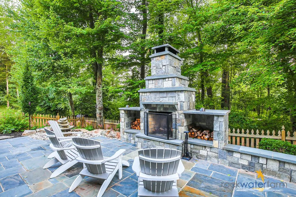 Top-rated lawn care service in Aldie, VA by Rock Water Farm Landscapes & Hardscapes