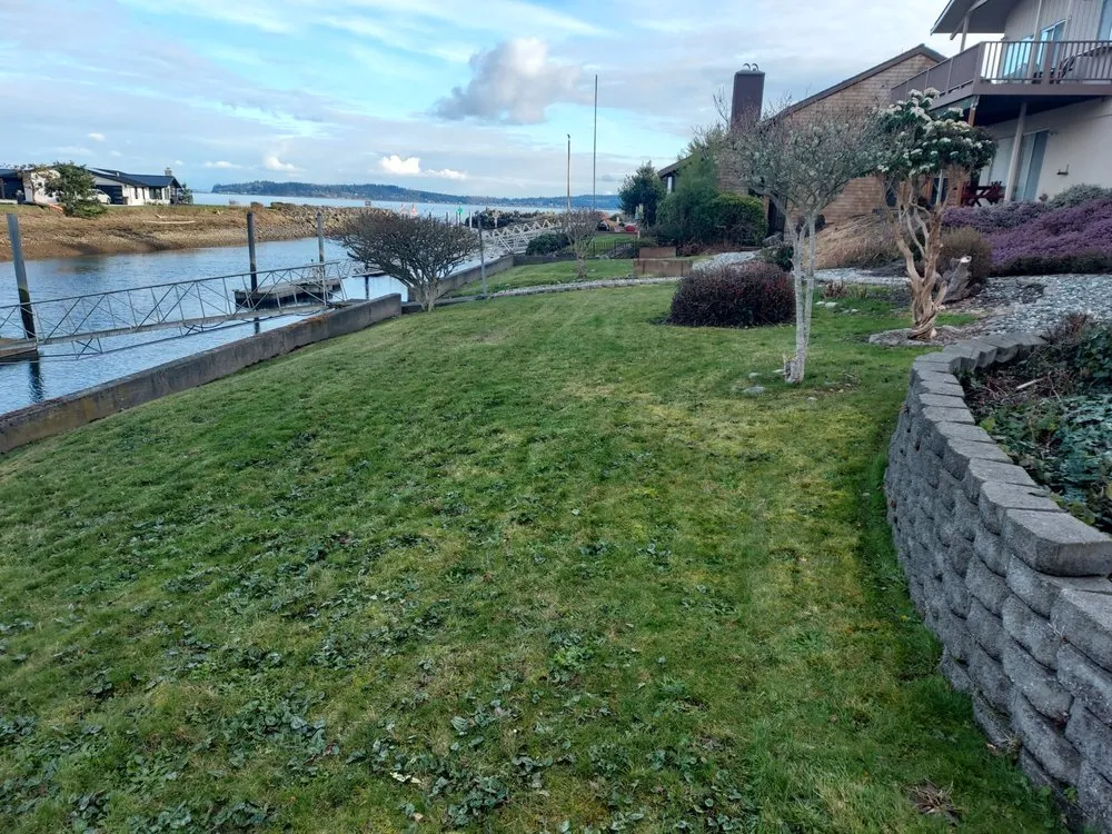 Expert garden landscaping experts serving Oak Harbor, WA - Rock Your Lawn
