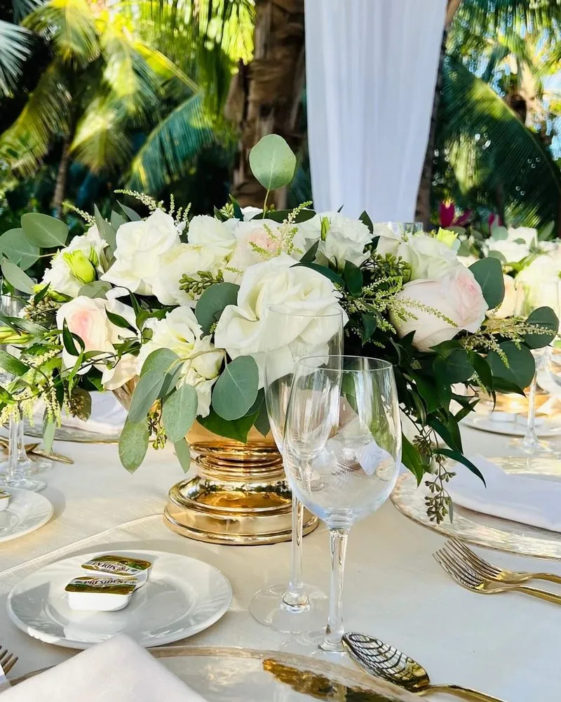 Affordable landscape design for homes in Largo, FL by Rock Your Style