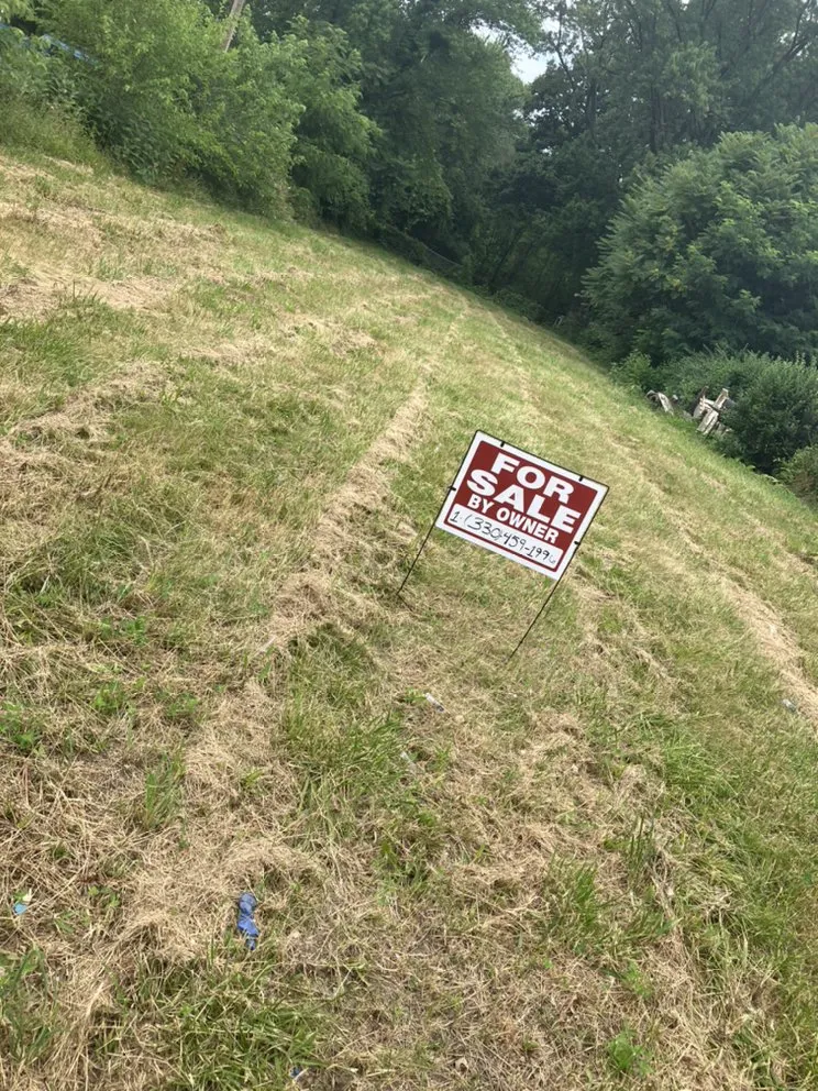 Expert landscaping services for residential properties in Columbus, OH by Rockafella Property Management