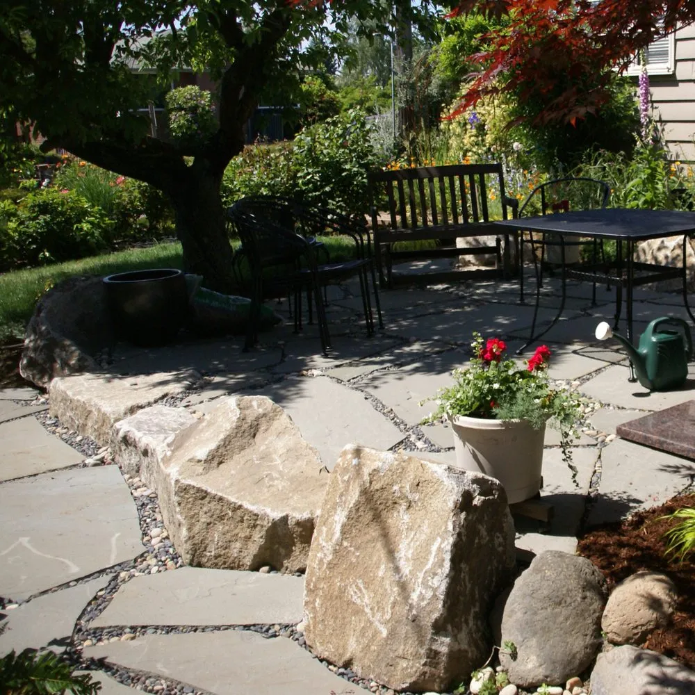 Local lawn care service for beautiful yards in Herriman, UT by Rockaholics Hardscapes