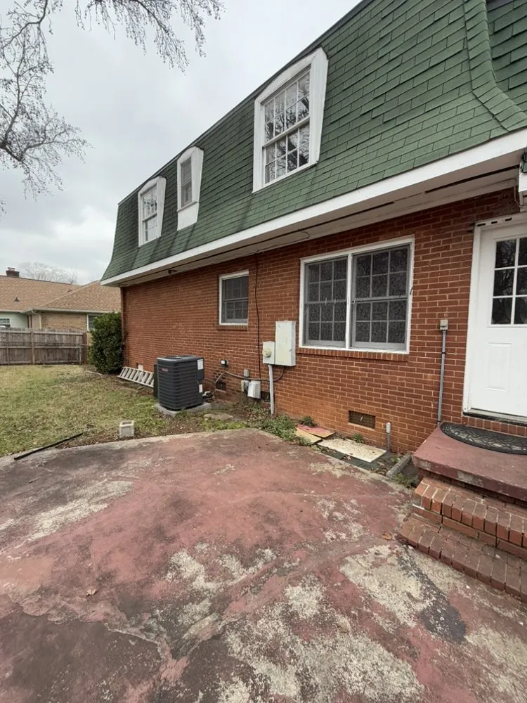 Trusted lawn mowing service experts serving Charlotte, NC - Rocket Lawn Care