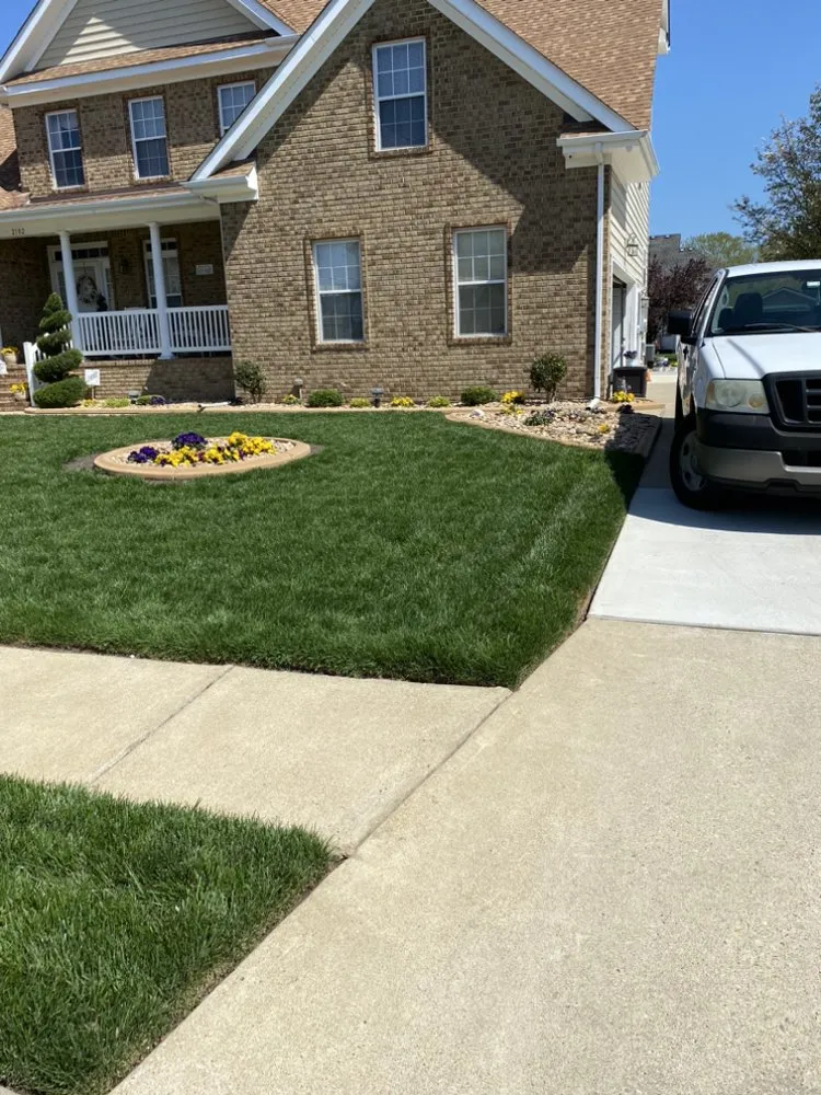 Custom outdoor landscaping experts serving Portsmouth, VA - Rockett services