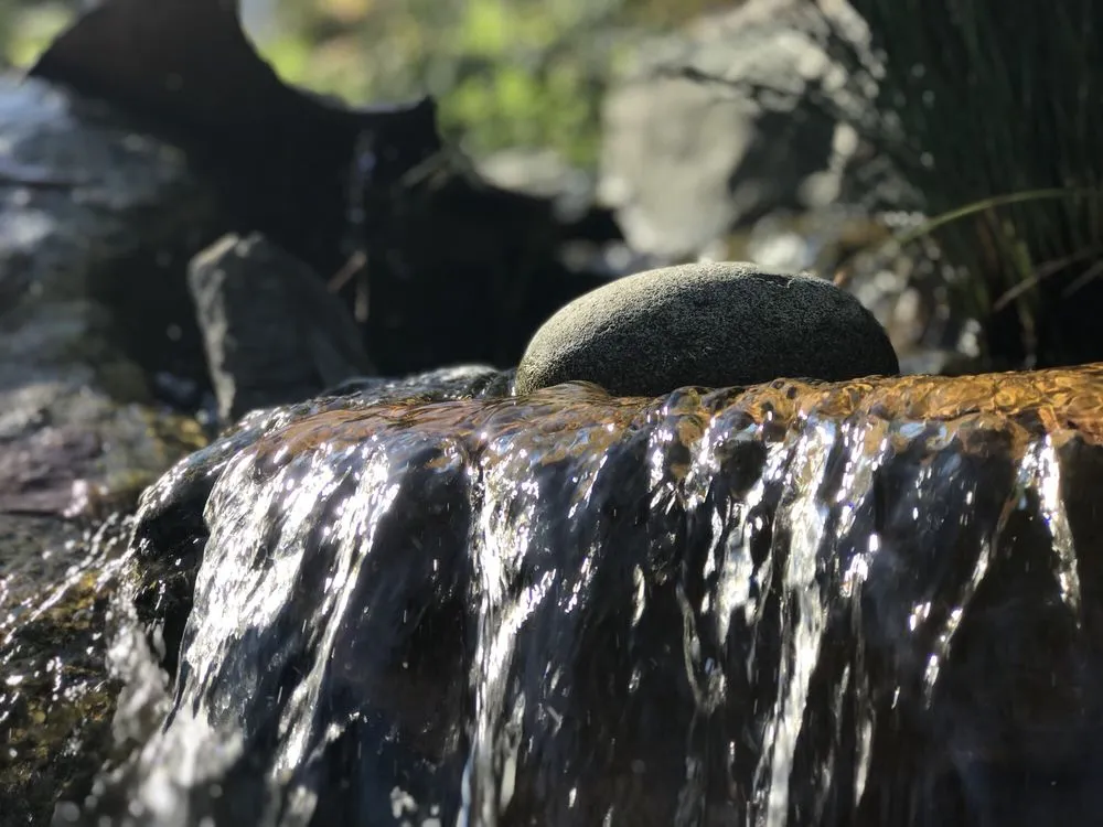 Trusted outdoor landscaping for residential properties in Auburn, CA by Rockface Waterscapes