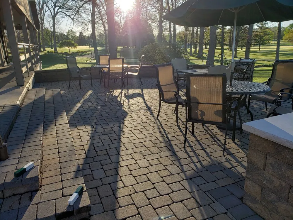 Custom yard maintenance in Albany, IN - Rockhammer Outdoor Living & Design