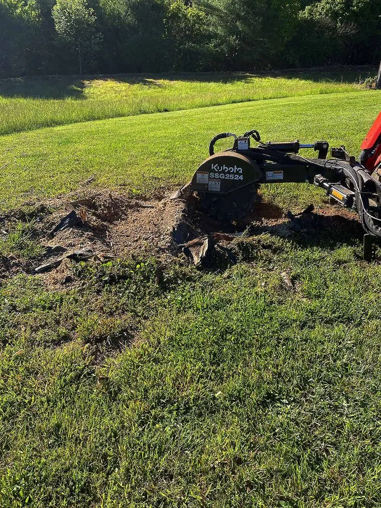 Top-rated lawn mowing service in Independence, VA - Rockin B Land Services