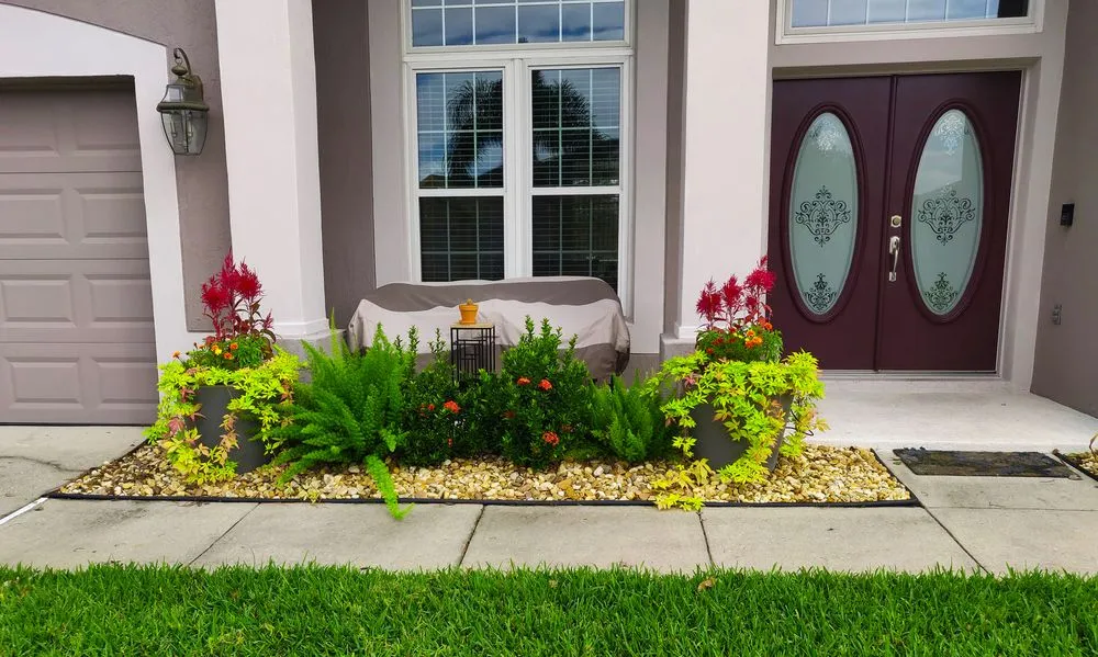 Custom residential landscaping in Sanford, FL - Rockin Bloom's