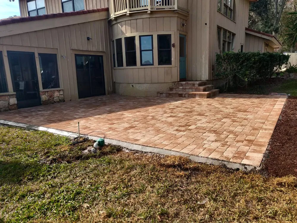 Top-rated landscape installation in Sanford, FL by Rockin Bloom's