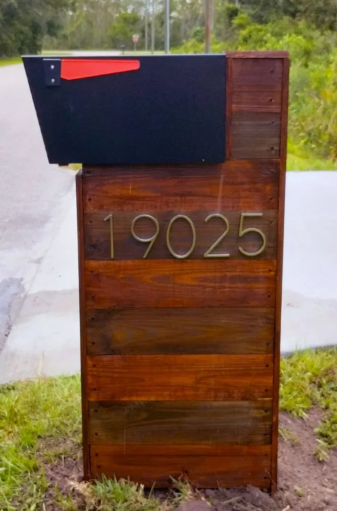 Custom yard cleanup service for residential properties across Sanford, FL - Rockin Bloom's