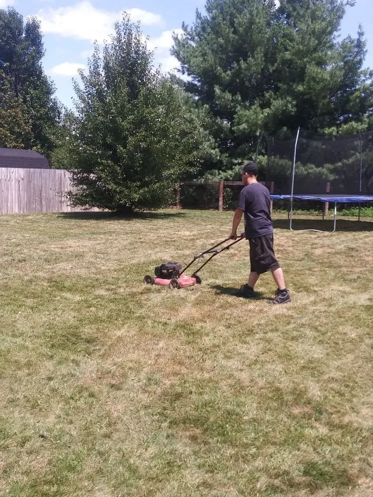 Local lawn care service in Walton, KY by Rockin D Lawn Care