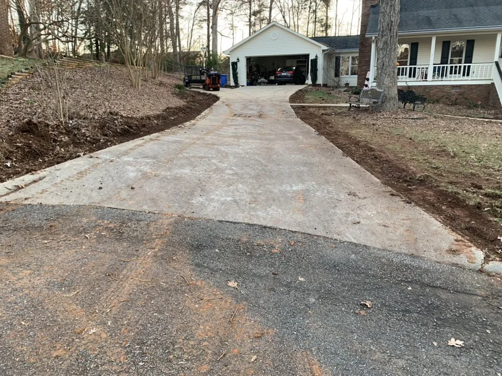 Custom landscaping services for outdoor upgrades in Simpsonville, SC by Rockin’ Landscapes