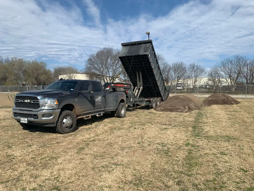Top-rated yard cleanup service near you across Garden Ridge, TX - Rocking H Services