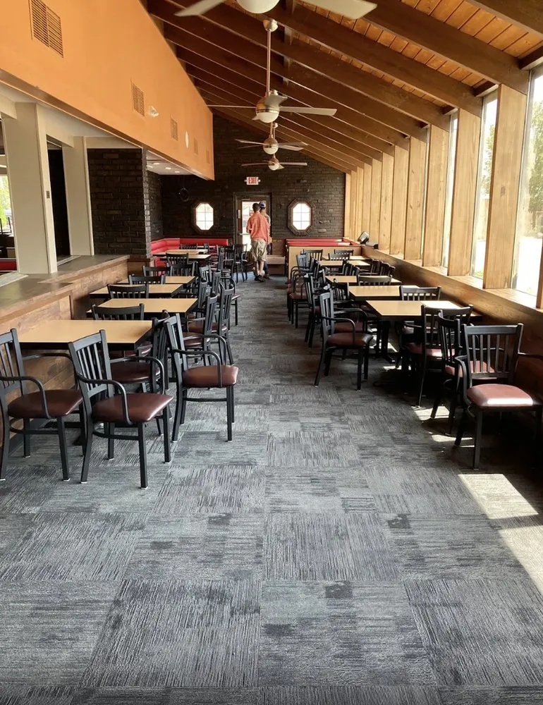 Expert yard cleanup service in Shelby Township, MI - Rocking M Improvements