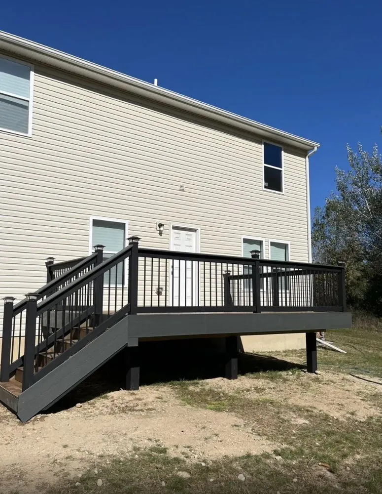 Professional garden landscaping experts serving Shelby Township, MI - Rocking M Improvements