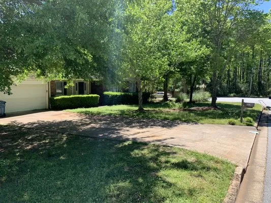 Rockstar Lawn Care Logo