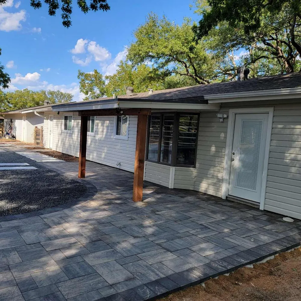 Expert yard maintenance experts serving Bee Cave, TX - Rockview Landscapes