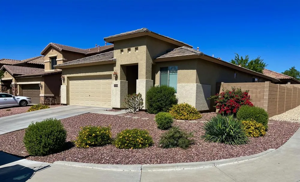 Expert garden landscaping experts serving Peoria, AZ - Rockwell Landscape Maintenance